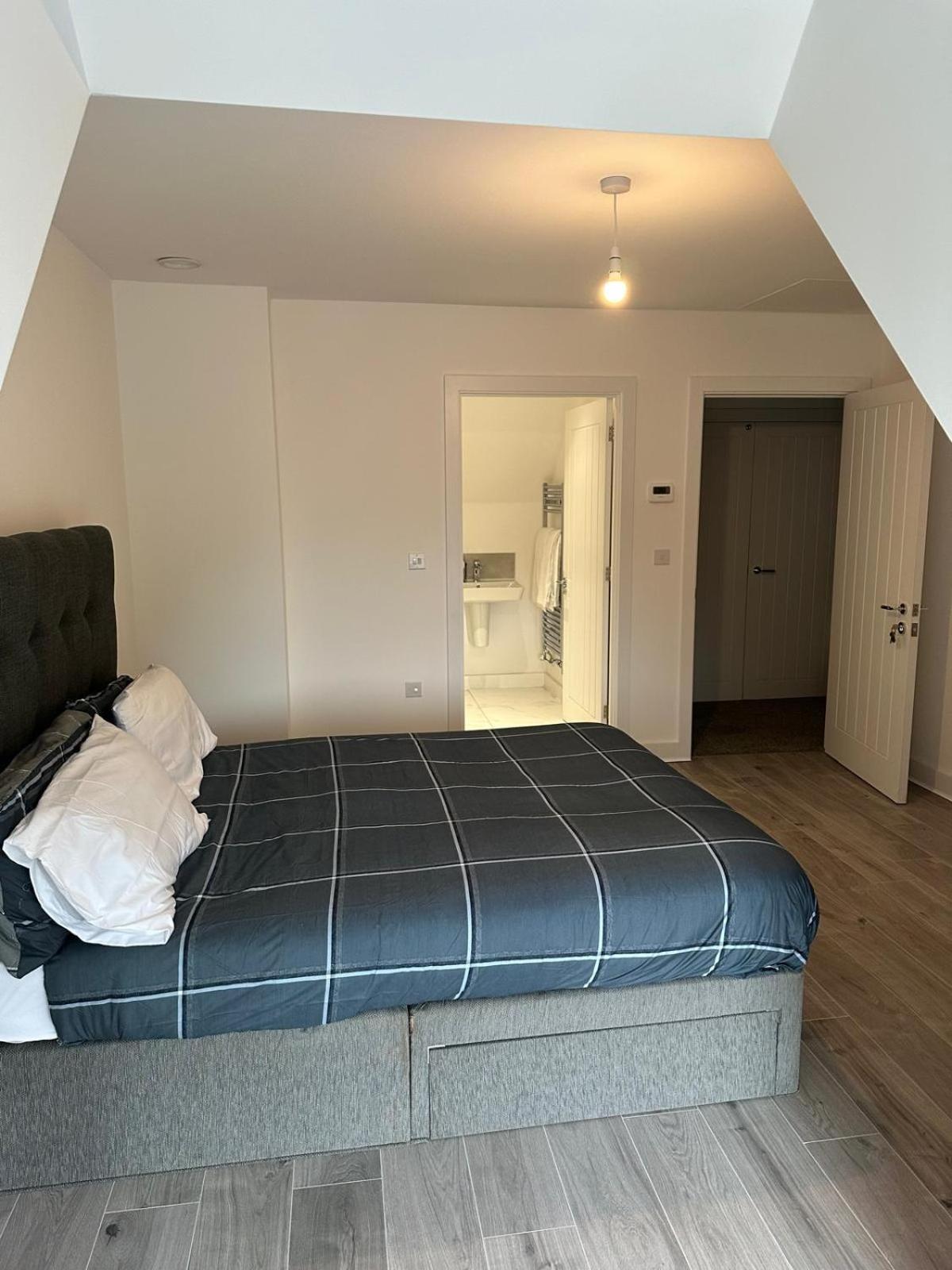 Lush King Ensuite In A Shared Home Manchester Kültér fotó